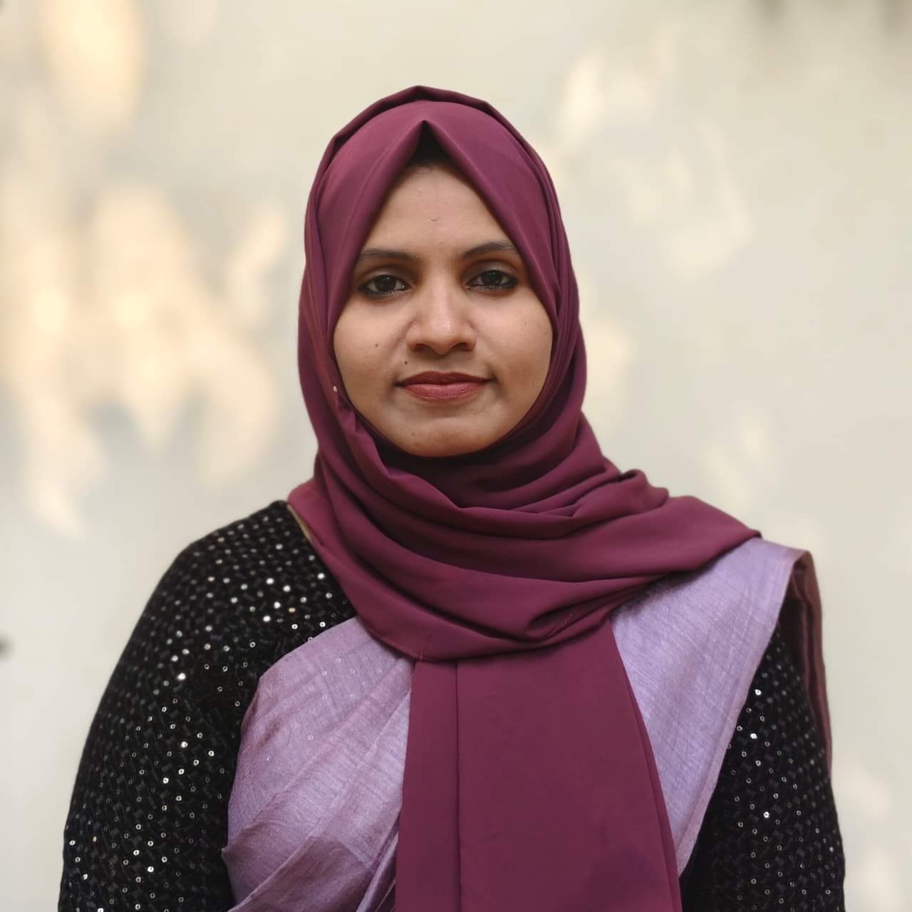 MAJIDA T